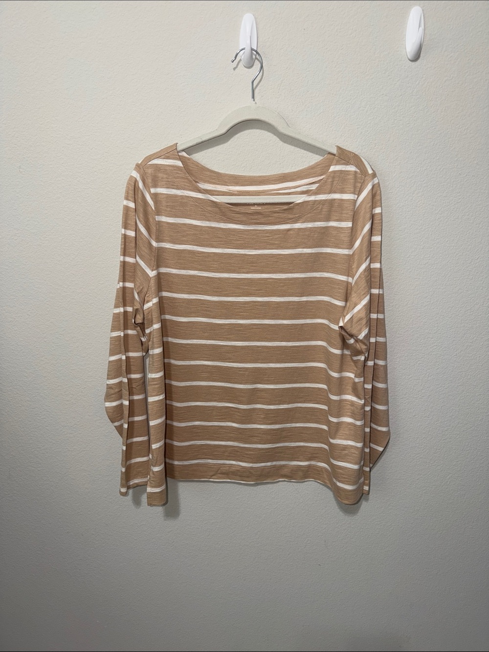 NWOT Old Navy Beige and White Striped Long-Sleeve Tee